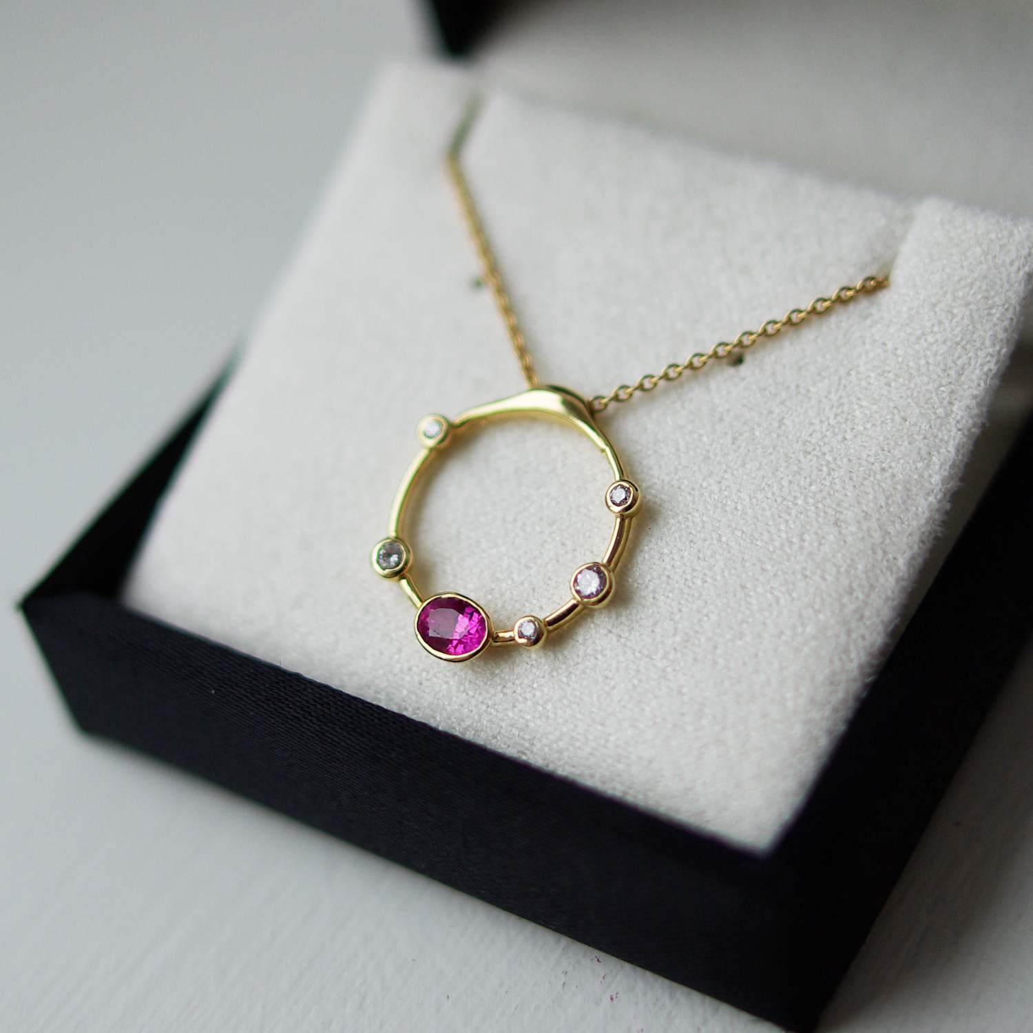 18ct Yellow Gold Vivid Pink Sapphire Diamond Bubble Necklace